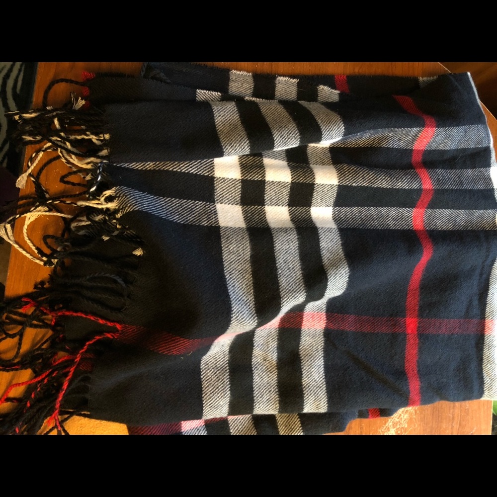 Black plaid wrap scarf